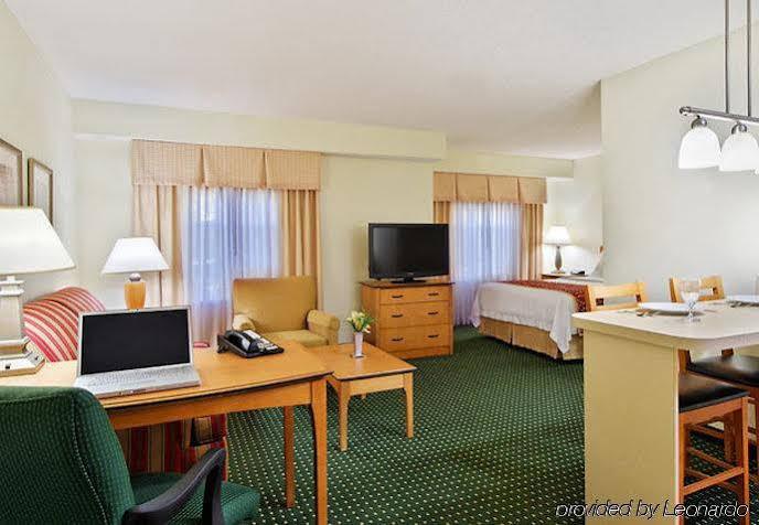 Residence Inn By Marriott Detroit / Нови Екстериор снимка
