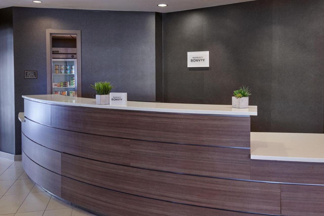 Residence Inn By Marriott Detroit / Нови Екстериор снимка