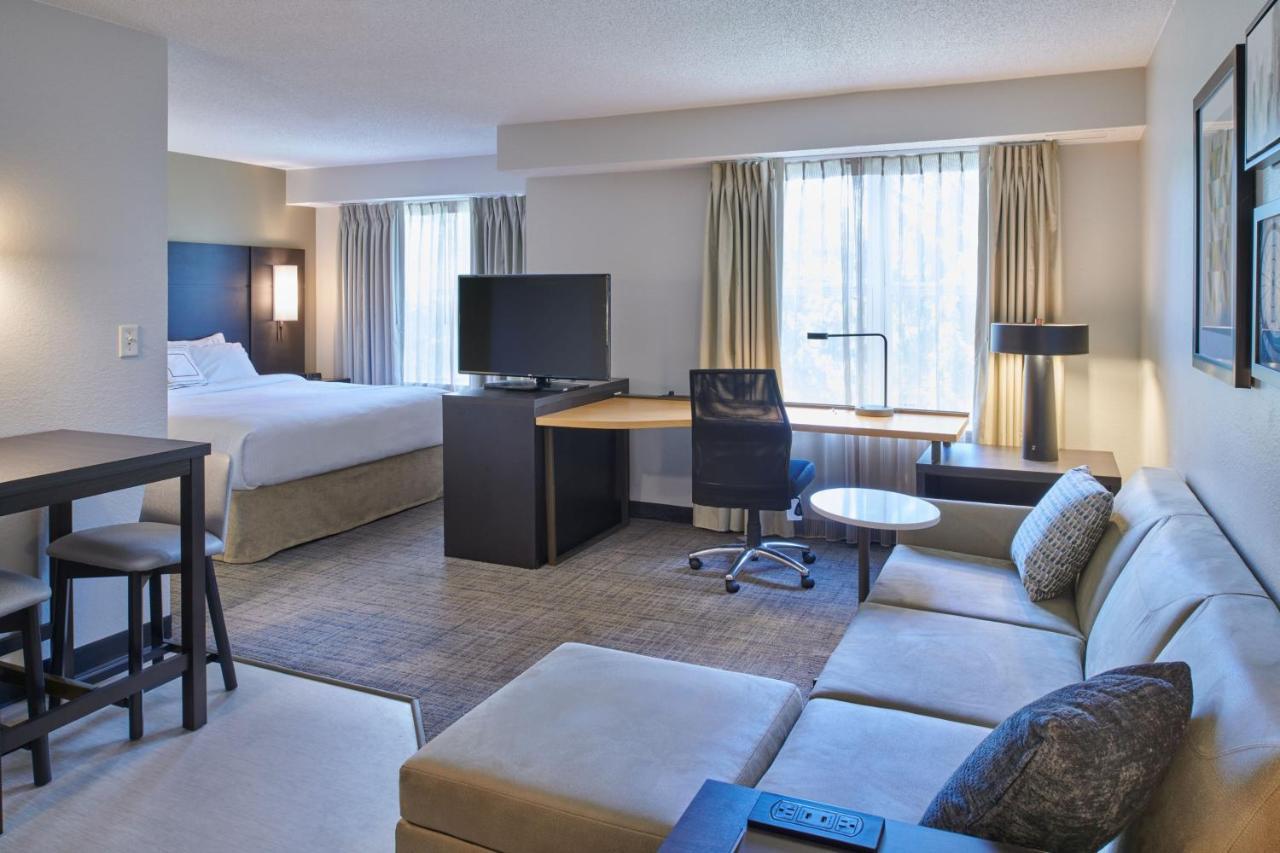 Residence Inn By Marriott Detroit / Нови Екстериор снимка