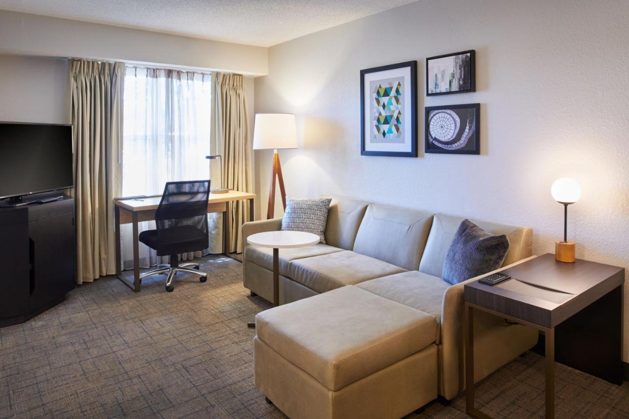 Residence Inn By Marriott Detroit / Нови Екстериор снимка