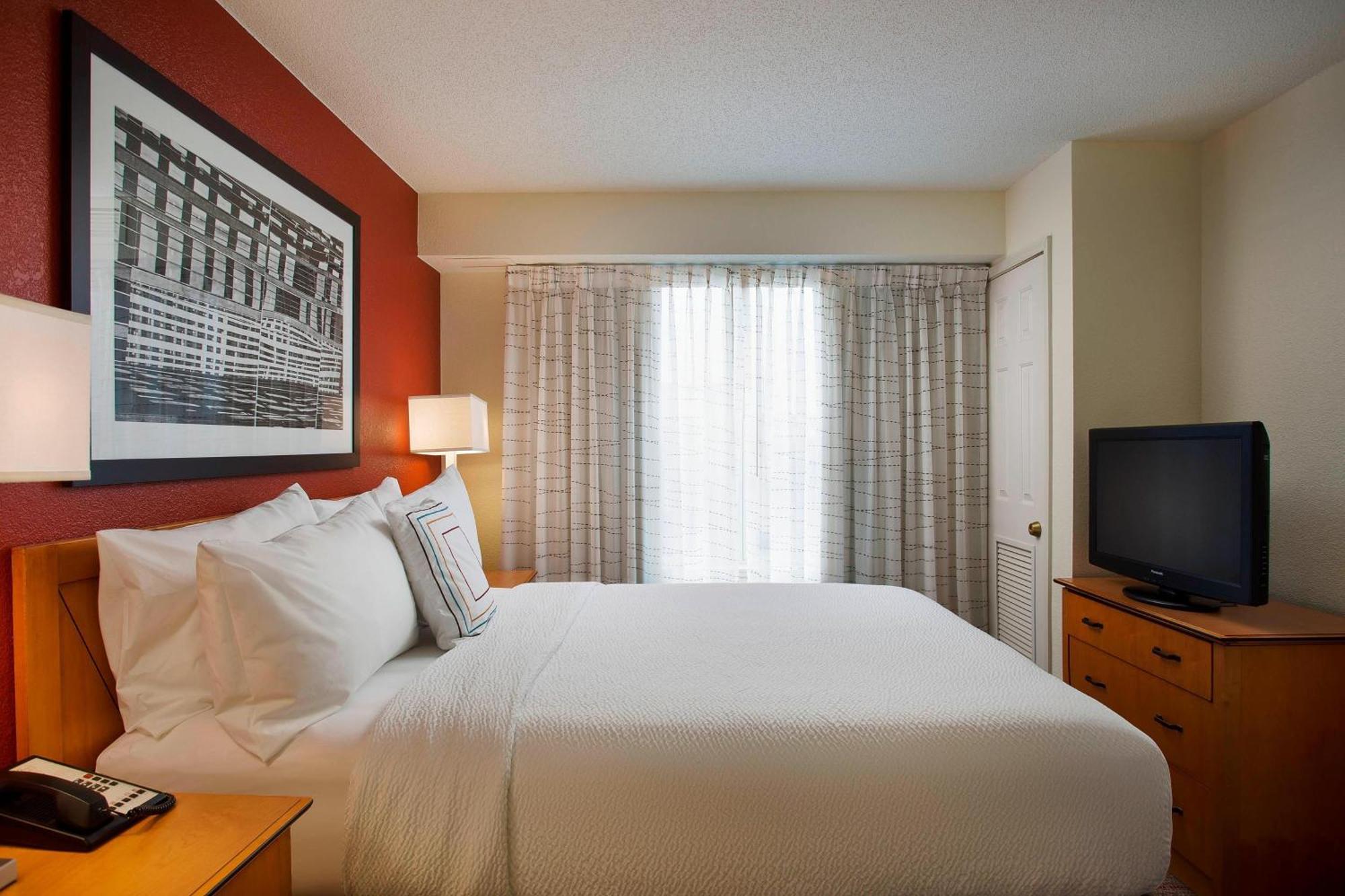 Residence Inn By Marriott Detroit / Нови Екстериор снимка