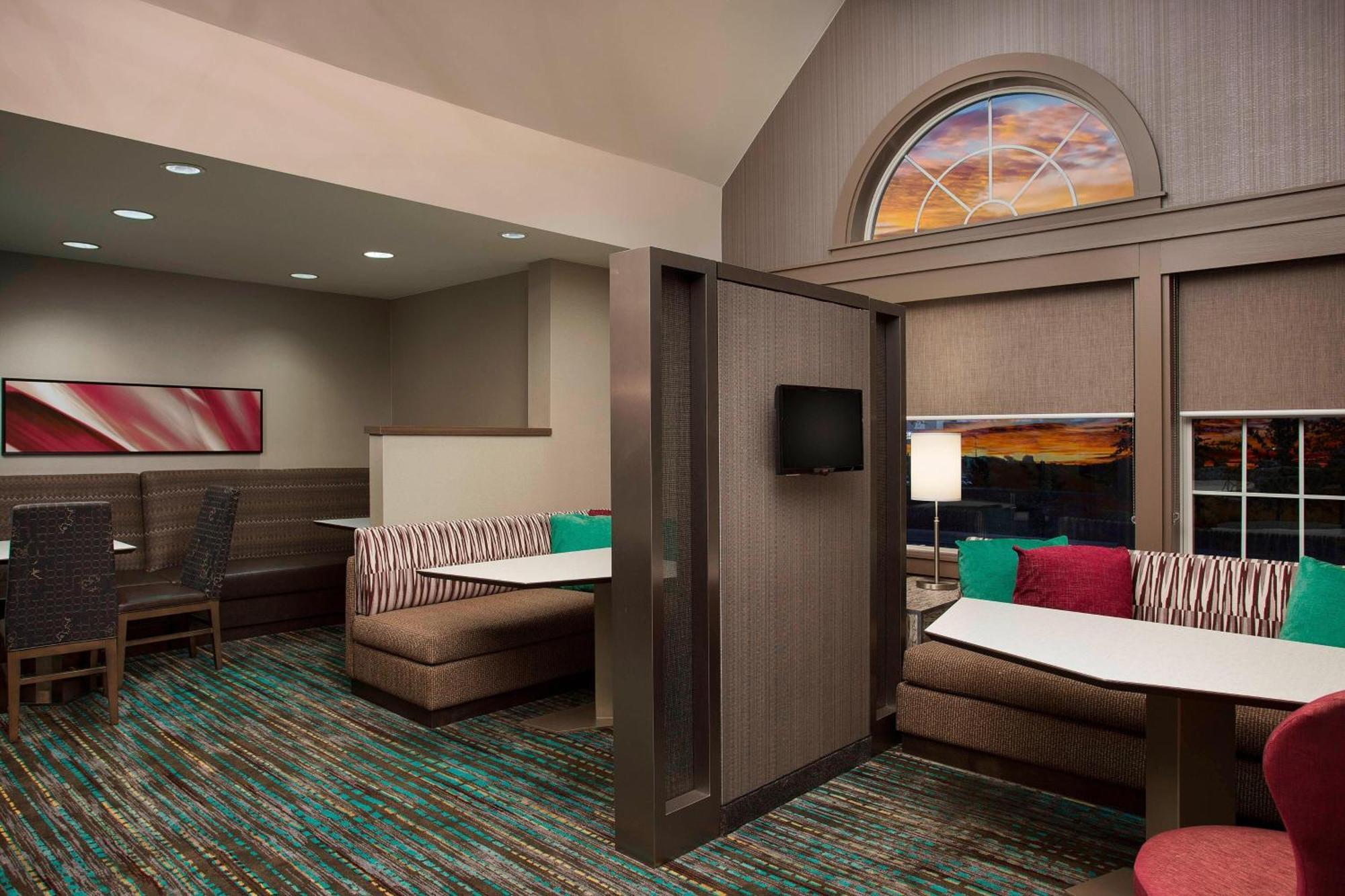 Residence Inn By Marriott Detroit / Нови Екстериор снимка