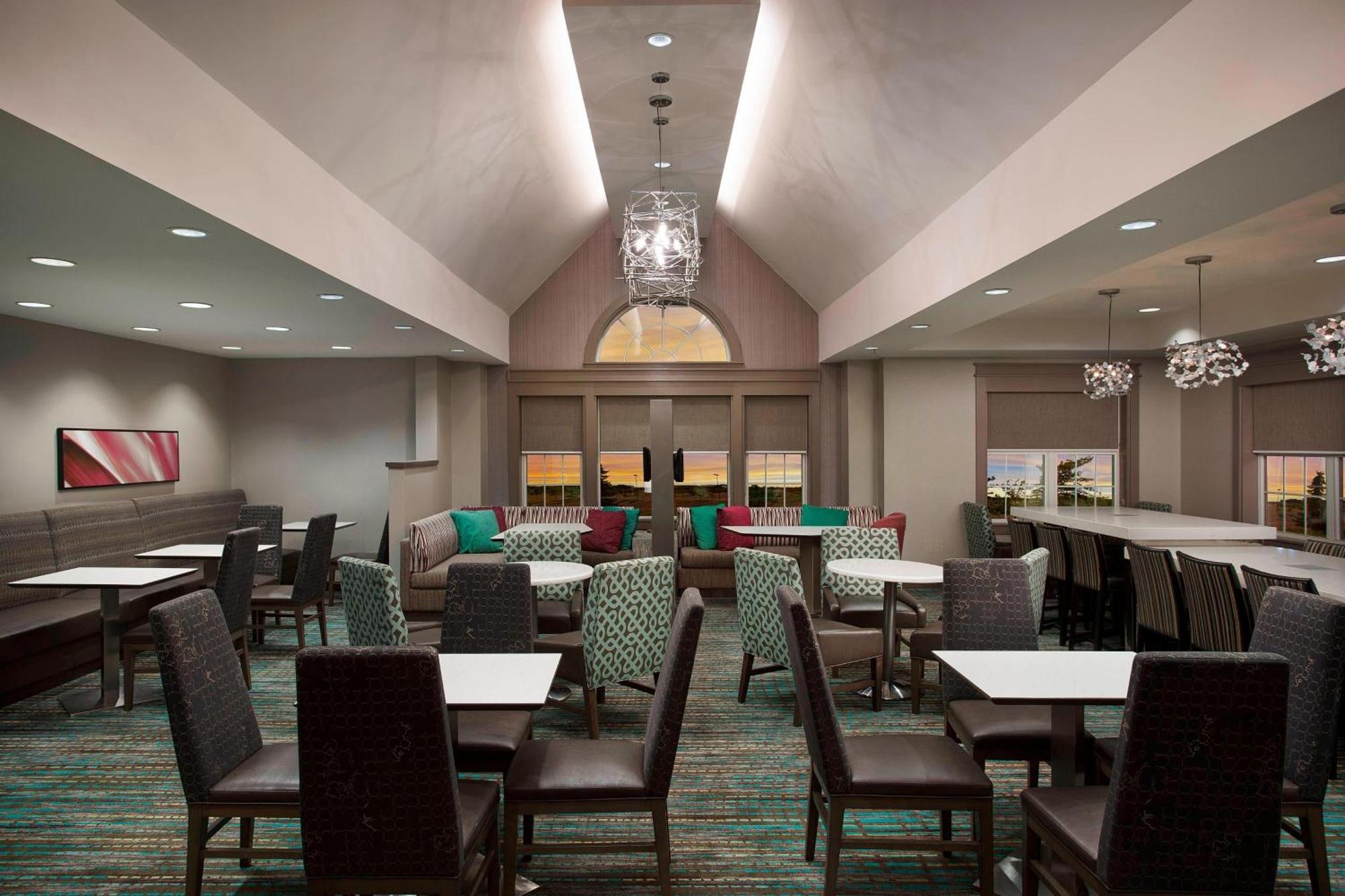 Residence Inn By Marriott Detroit / Нови Екстериор снимка