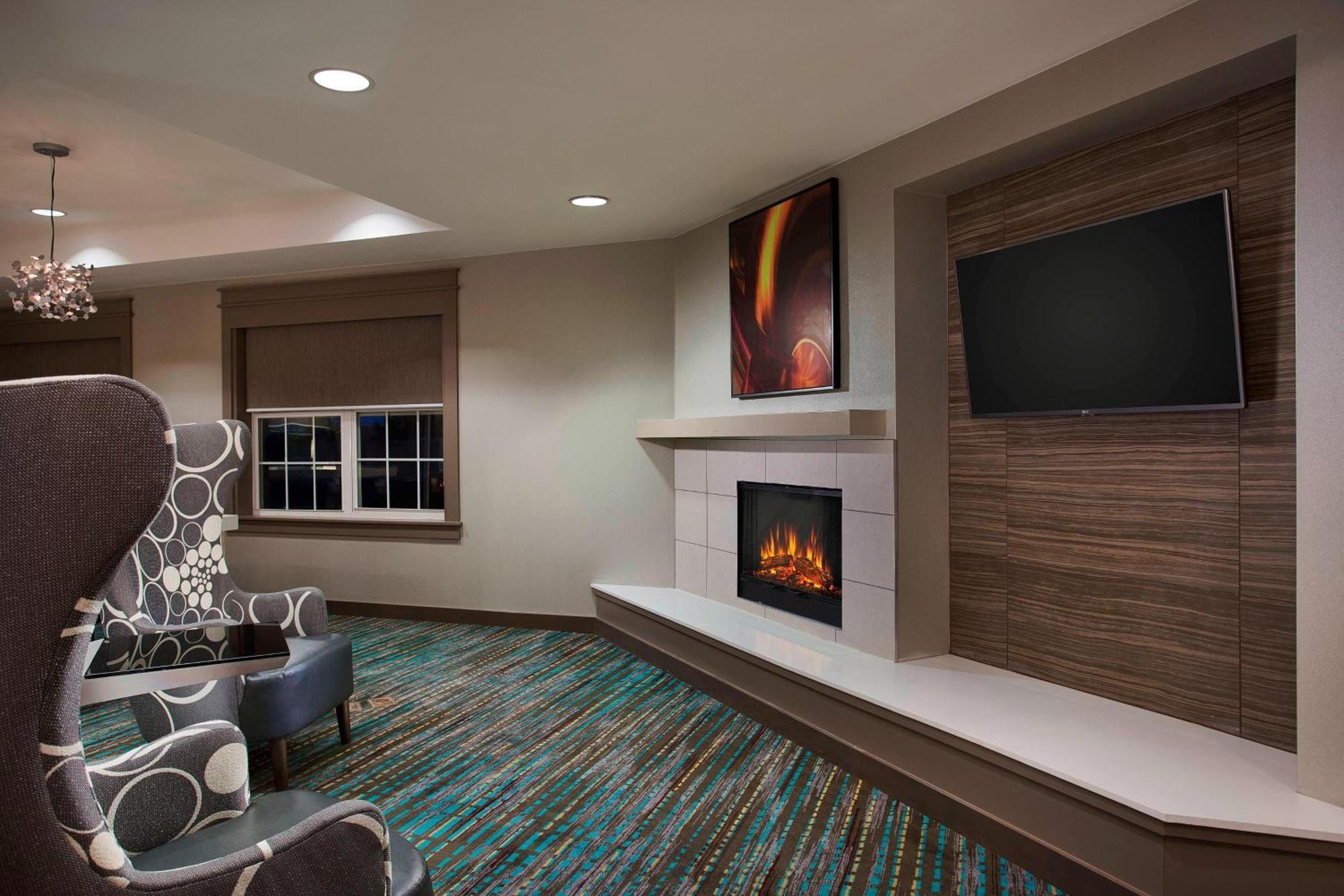 Residence Inn By Marriott Detroit / Нови Екстериор снимка