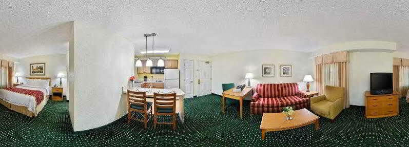 Residence Inn By Marriott Detroit / Нови Екстериор снимка